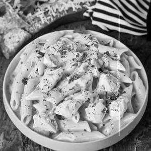 Alfredo Pasta Chicken In White Sauce