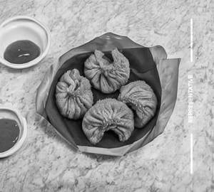 Fried Chicken Momos(4 Pcs)