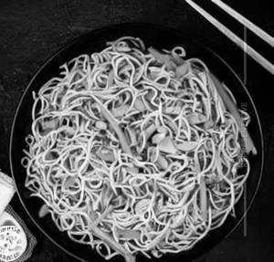Veg Hakka Noodles