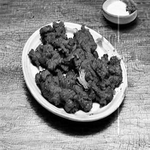 Boneless Chicken Karuveppilei Fry