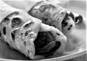 Egg chicken roll 