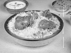 Chicken dum biryani                                                                        