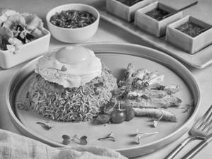 Spicy Bangkok Fried Rice Non-Veg (Serves 1-2)