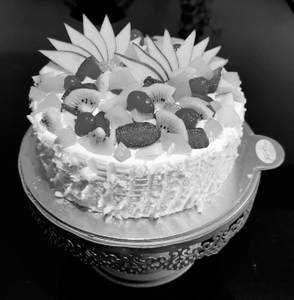 Fresh Fruit Cake
