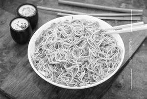 Egg Hakka Noodles
