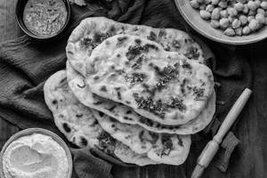 Cheese naan