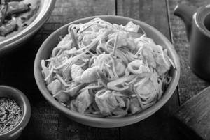 Hakka Noodles - Chicken