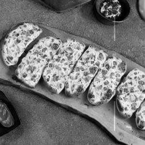Chicken Cheese Garlic Bread