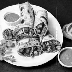Crispy Paneer Tikka Roll