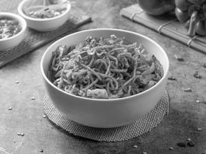 Schezwan Veg Noodles