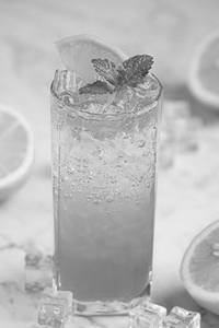 Blue curacao mojito