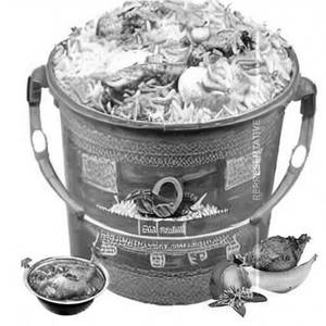Bucket Chicken Dum Biryani