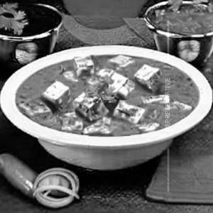 Matar Paneer 