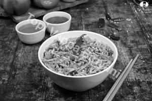 Schezwan Gobi Fried Noodles