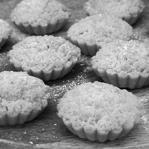 Mini Apple Crumble Pie (1 pc)