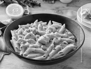 White chicken pasta