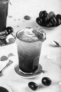 Kala Khatta Mojito