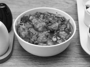 Chilli chicken ( semi gravy)