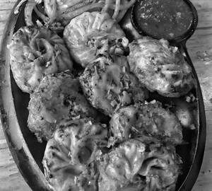 Veg achari momos