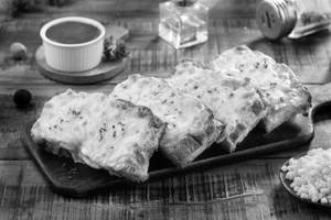 Garlic Bread With Cheese