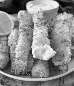 Fish Fingers With Tarter Sauce