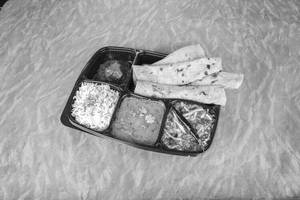 Veg Kolhapuri With 3 Roti And Dal Fry