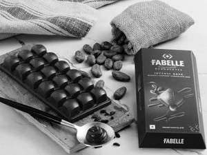 Intense Dark Bar - Centre filled Dark Chocolate