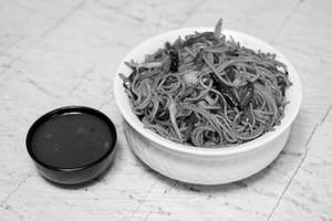 Veg Chilli Garlic Noodles