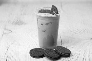 Oreo shake shake