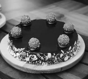 Chocolate truffel Ferrero Rocher Almond Cake