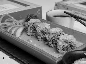 Crunchy Spicy Mushroom Sushi