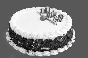Black Forest 1 Kg + (1/2 Kg Free)