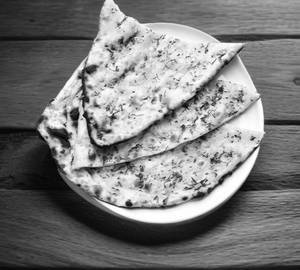 Tandoori Stuffed Naan