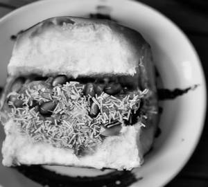Oil Dabeli