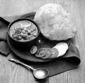 CHOLA POORI