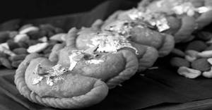 Gujiya (desi Ghee)