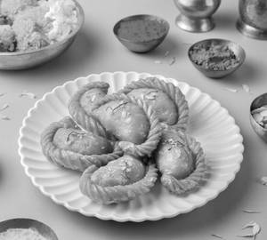 Mava Gujiya