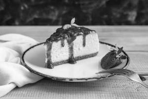 Strawberry Baked Cheesecake [1 Slice]