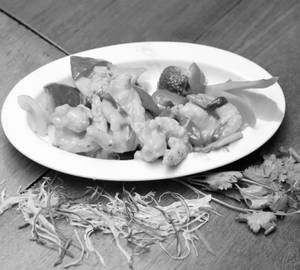 Sauteed Tiger Prawns with Garlic and Scallions