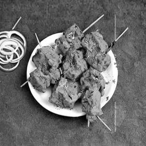 Achari Chaap Tikka