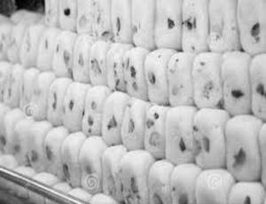 Khoya Peda.