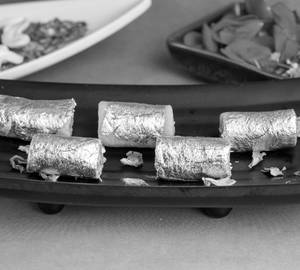 Kaju Roll