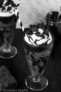 Choco Fudge Brownie Thick Shake 300 Ml