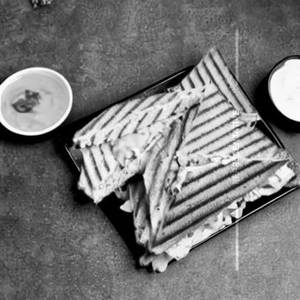 Veg Mayonnaise Sandwich