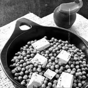 Peas Paneer 
