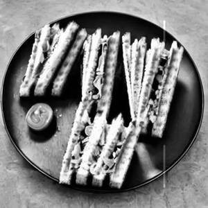 Paneer Makhani Sandwich