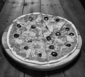 Pc-8 Mediterranean Pizza Large 11"