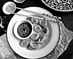 Chicken Dimsum With Garlic N Basil ( 5 Pieces)