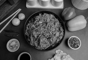 Chilli Garlic Chicken Noodles