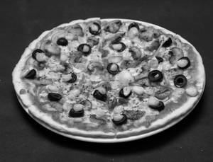 Pc-9 Nawabi Pizza 